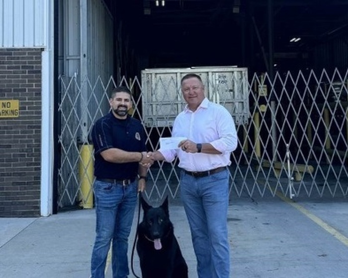 Clow Valve donates $3,000 to Oskaloosa Police Department